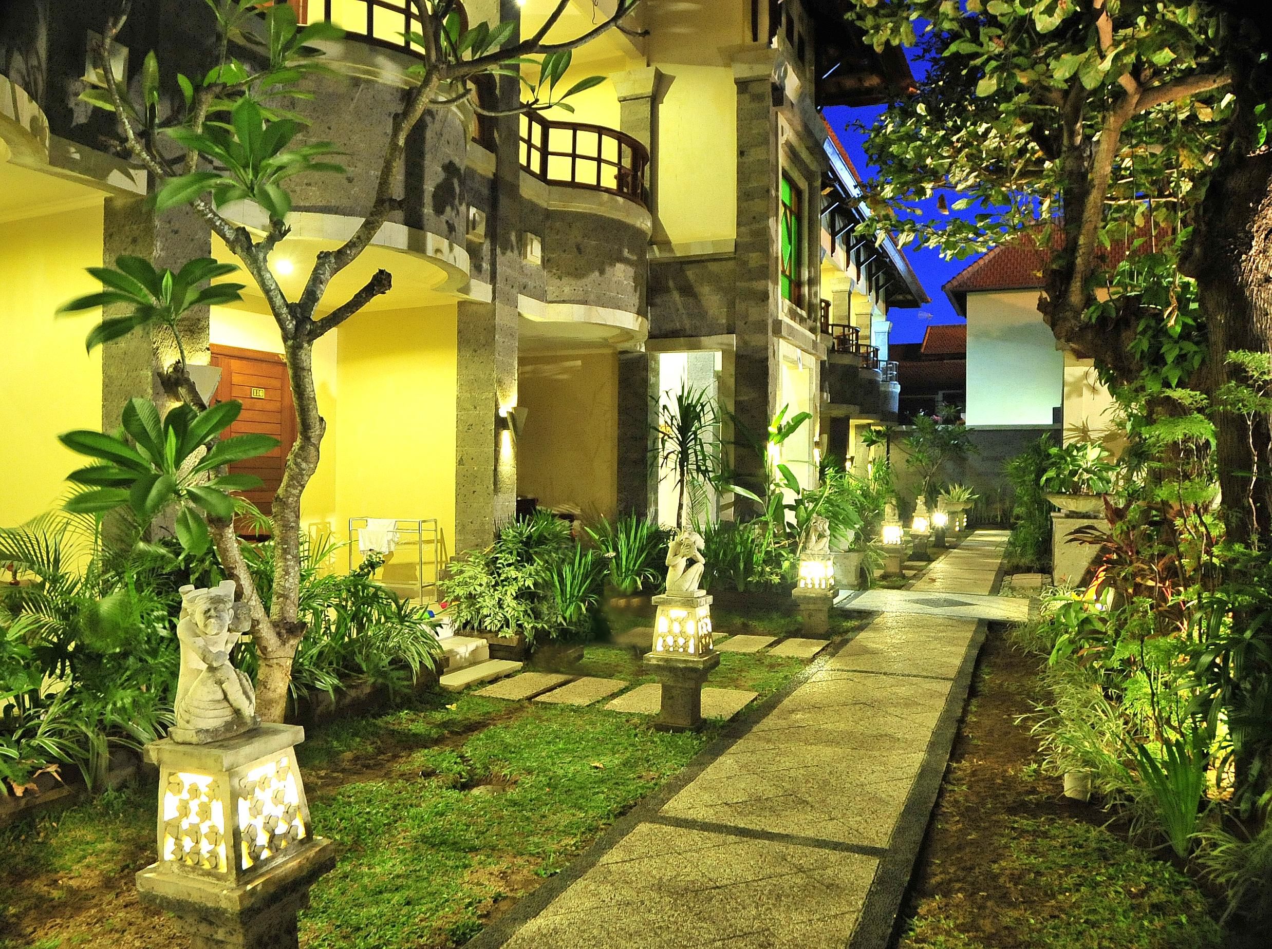 Adhi Jaya Hotel Kuta Lombok Εξωτερικό φωτογραφία