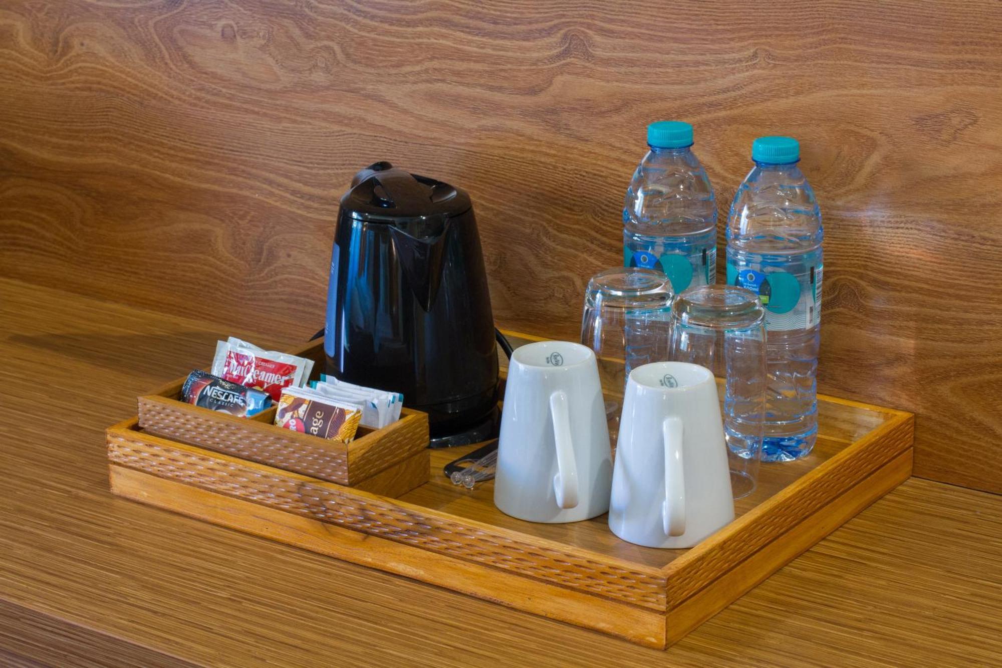 Adhi Jaya Hotel Kuta Lombok Εξωτερικό φωτογραφία